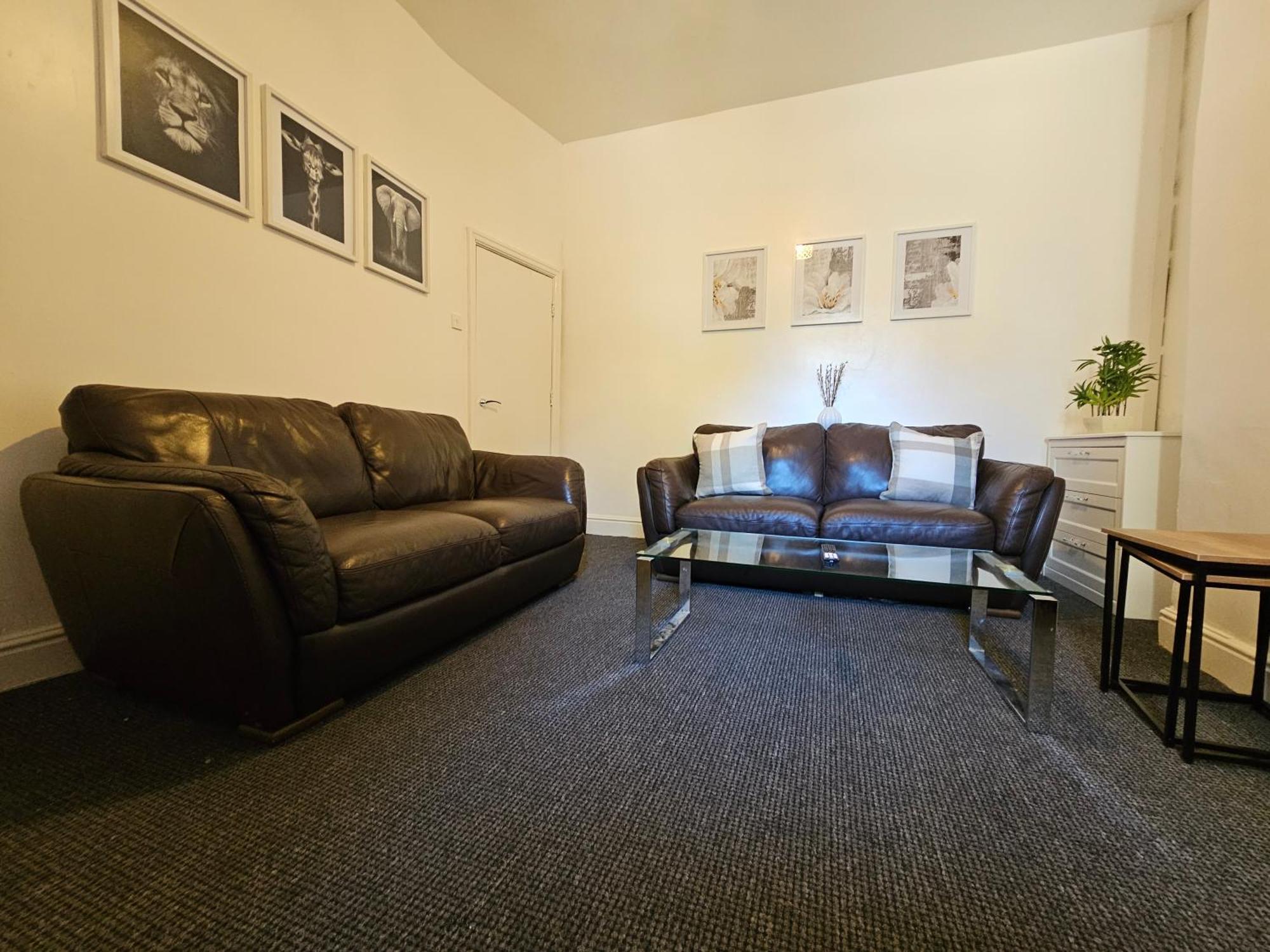 Convenient 3 Bed, Pr1 Near Uclan N Train Station Villa Preston  Eksteriør billede